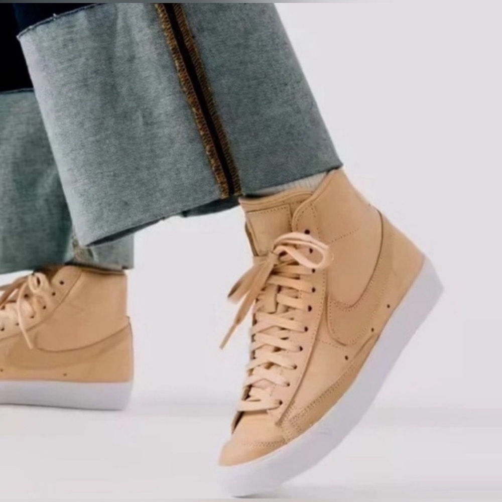 Nike Women's Blazer Mid Premium Sneakers ‘Vachetta Tan' DQ7572-200 Size 9 - Picture 2 of 16